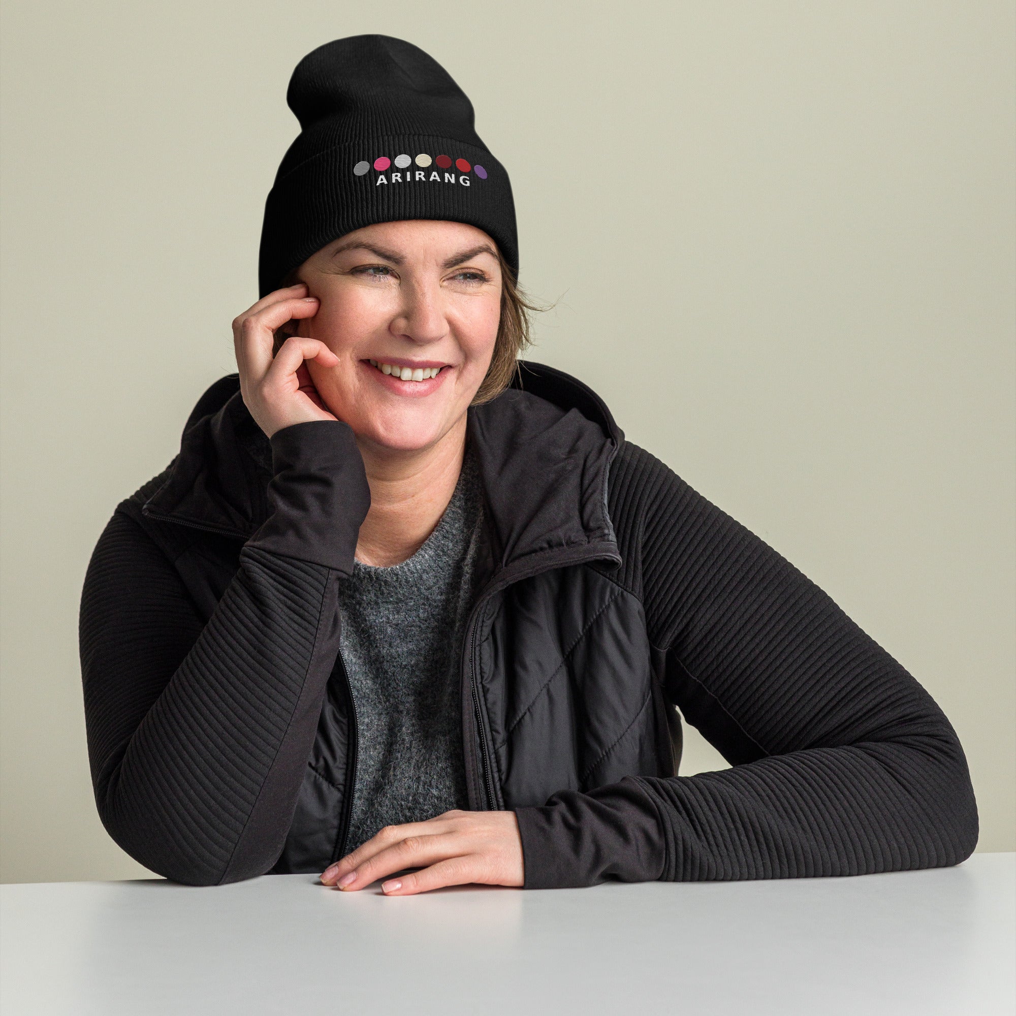 ARIRANG Embroidered Cuffed Ribbed Beanie